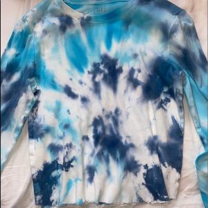 BLUE TIE DYE GAP LONG SLEEVE